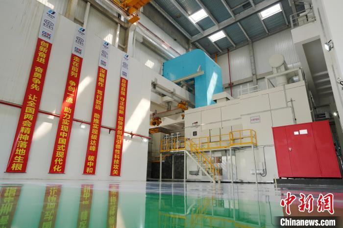 全国产化F级50兆瓦重型燃气轮机机组。　乐鱼平台供图